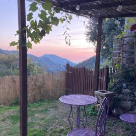 B&B PETITE PROVENCE Genova, hotel u gradu 'Ceranesi'