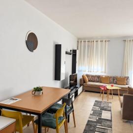 Casa Italia Apartments, hotell i Tirana