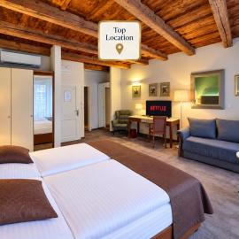 LH Hotel Golden Wheel