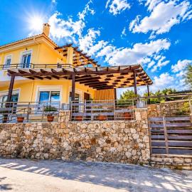 Ianthi Beach Villa by "elite"