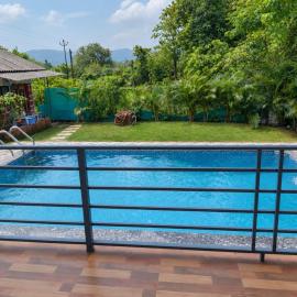 Sukoon Private Pool Villa, hotel em Matralipāda
