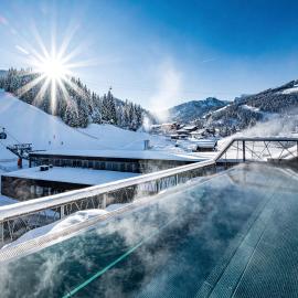 ALMMONTE PRÄCLARUM SUITES - Ski In & Ski Out Hotel