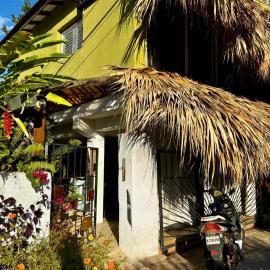 Yes Papa! Rooms only 100m from the beach!