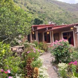 El Cabañal Baños de Agua Santa