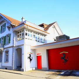 Ferrari Apartment, hotel i Interlaken