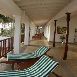 Oasis Ayurveda Beach Hotel โรงแรมในอัมบาลังโกดา