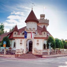 Zamek Pod Brzozami, Wynajem Pokoi, hotel in Krynica Zdrój