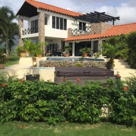 Hawk's Nest Bed & Breakfast