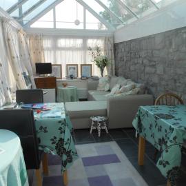 Lletygwilym, Heol dwr, hotell sihtkohas Kidwelly