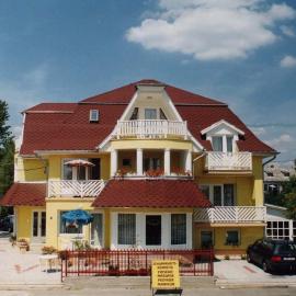 Barbara Wellness Pension, hotel in Keszthely
