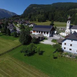 Ferienwohnungen Flattnerhof, hotel in Mauterndorf