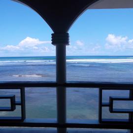 Calibishie Sandbar，Calibishie的飯店