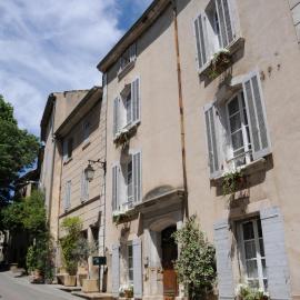 Les Chambres De Charlotte, hotel a Cucuron