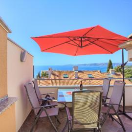 Apartments VALL, hotell i Krk