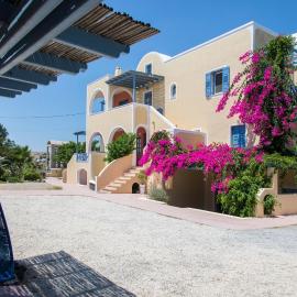 Asterias Mini Coastal Apartments, hotel u gradu Perivolos