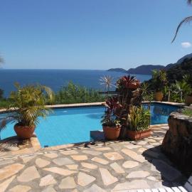 Vila Lia, hotel in São Sebastião