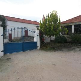 Alojamentos dos Mangues, hotel in São Martinho do Porto