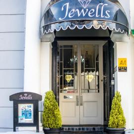 Jewells Guest Accommodation, hotel in Plymouth