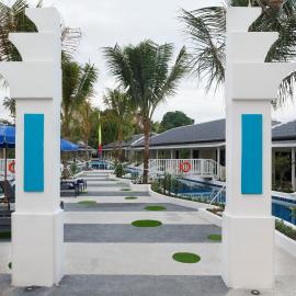 Tuana Hotels Brook Pool Access、シャロンのホテル