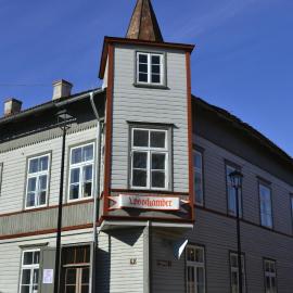 Lossikambri külaliskorterid, hotel Viljandiban