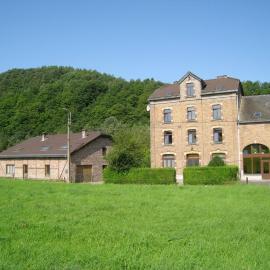 Ardennes Stay for 21 Guests, hotel Stavelot-ban