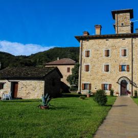 Antica Corte Casa Marini, hotel en Polinago