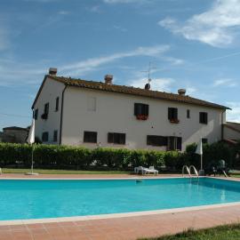 Spacious Farmhouse in Pienza with Swimming Pool, hotel en Contignano