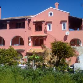 Paradise House, Hotel in Liapades
