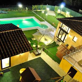 Appartamenti Brufa Civico 13/17, hotel Brufában