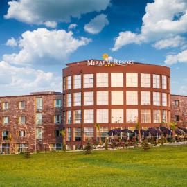Miraj Resort, хотел в Лученец