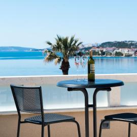Avama view apartments, Hotel in Podstrana