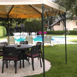 Sport Manca Garni Hotel, hotel u Radovljici
