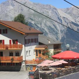 Hotel Les Etagnes, hotel v mestu Nendaz