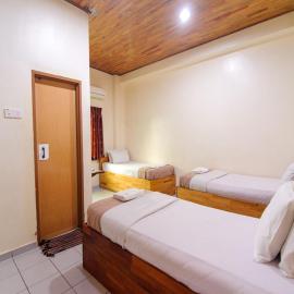Y&Z Hotel, hotell i Tampin