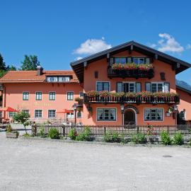 Hotel Garni Forsthaus Ruhpolding incl Chiemgau Karte, hotell i Ruhpolding