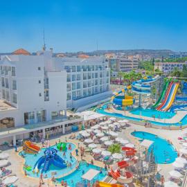 Anastasia Waterpark Beach Resort, hotel en Protaras