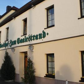 Gasthof & Pension Zum Saalestrand, hotel a Bad Dürrenberg