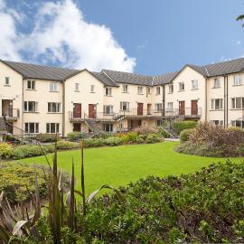 Menlo Park Apartments, Hotel in Galway