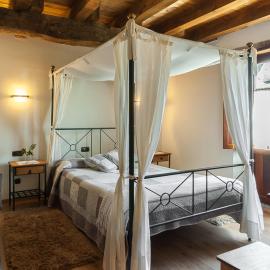 Casa rural Aranburu, Hotel in Zestoa