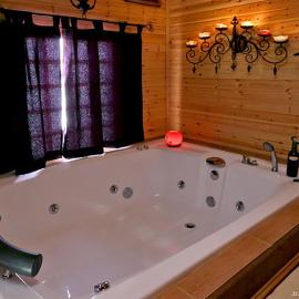 Hadas - Love, hotel a ‘Avdon