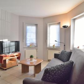 Ferienwohnung Weingarten: Klotten şehrinde bir otel