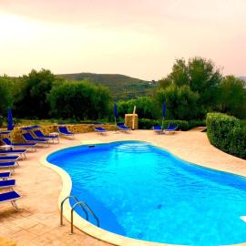 Villa Cattleya, hotel u gradu 'Campofelice di Roccella'