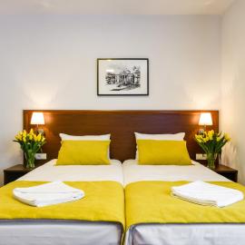 L26 Łopuszańska, hotel in Warsaw