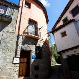 Apartamentos Rurales "La Fuentecilla"