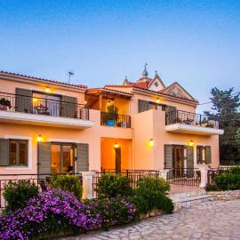 Maniata Holiday Apartments