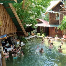 Tropical Garden Bungalow, hótel á Phi Phi-eyjum