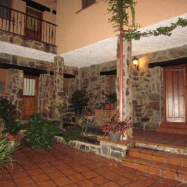 Apartamentos Rurales Azabal, LAS HURDES, ATR-CC-00260, hotel u gradu Azabal