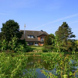 Landhaus Jägerhof, hotel Börnsdorfban