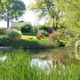 Au Jardin d'Eau, hótel í Missillac