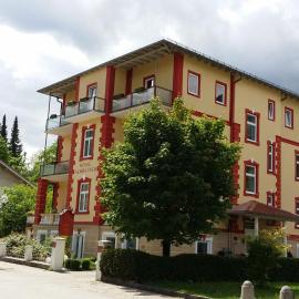 Hotel Almrausch, hotel en Bad Reichenhall